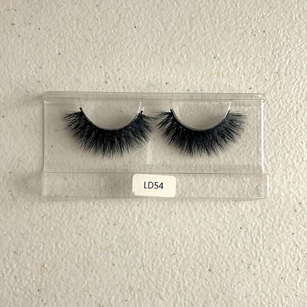 Faux mink lashes  